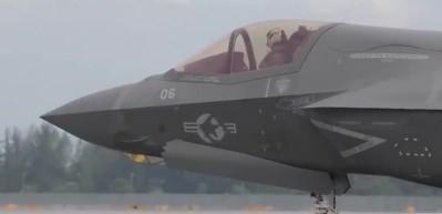 Yunan savunma bakanı Dendias F-35 a&ccedil;ıklaması! T&uuml;rkiye a&ccedil;ıklaması da dikkat &ccedil;ekti