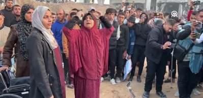 Gazzeli kadının feryadı y&uuml;rekleri dağladı! 