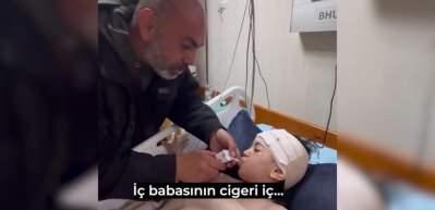 Elimi tut baba! Siyonist İsrail&rsquo;in saldırılarında yaralanan kızını g&ouml;zyaşları i&ccedil;inde s&uuml;tle besledi...