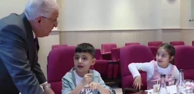 Milli Savunma Bakanı Yaşar G&uuml;ler &ldquo;Sizler geleceğimizin g&uuml;vencesisiniz&rdquo; diyerek şehit ve gazi &ccedil;ocuklarına seslendi