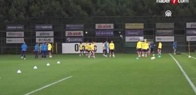 Fenerbah&ccedil;e-Beşiktaş! Muhtemel 11'ler
