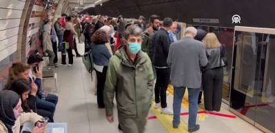 İstanbul'da &Uuml;sk&uuml;dar-Samandıra Metro Hattı'nda yaşanan kriz 40'ıncı saatinde!