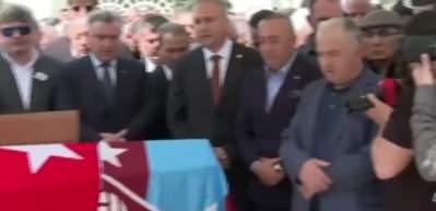 Trabzonspor'un onursal başkanı Mehmet Ali Yılmaz son yolculuğuna uğurlandı