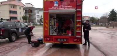 Botlarını yaşlı depremzedeye giydiren itfaiyecinin ani ölümü 