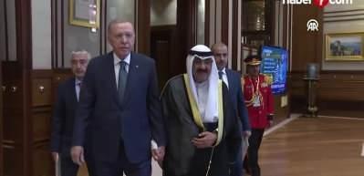 Cumhurbaşkanı Erdoğan, Kuveyt Emiri Meşal el-Ahmed el-Cabir es-Sabah ile g&ouml;r&uuml;şt&uuml;