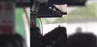 Fransa'da g&uuml;venlik mensuplarına pusu kuruldu! İşte mahkumların ka&ccedil;ış anı...