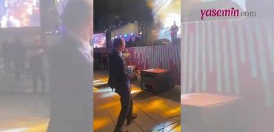 Erdal Beşikçioğlu kutlamalara katıldı! Melek Mosso konserinde böyle dans etti