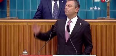 Murat Kurum'dan &Ouml;zg&uuml;r &Ouml;zel'e İli&ccedil; yanıtı! "Siyaset yalanla yapılmaz"