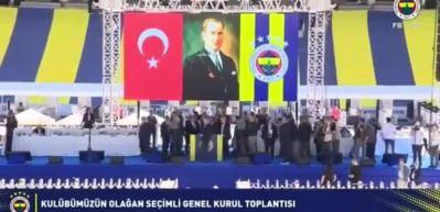  Aziz Yıldırım kongreyi terk etti.