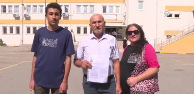  Okuduğu lisede 62 yaşında YKS'ye giren babasının sınav heyecanını paylaştı