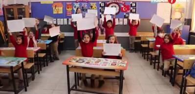 Milyonlarca &ouml;ğrenci i&ccedil;in karne heyecanı! 20 milyon &ouml;ğrenci tatile &ccedil;ıkıyor