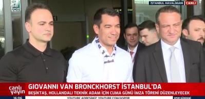 Beşiktaş hocasına kavuştu! Giovanni van Bronckhorst İstanbul'da...