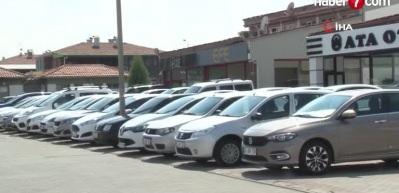  Otomobil piyasasındaki vurguna g&ouml;nderme yapan Bakan Bolat "normalleştireceğiz!" dedi
