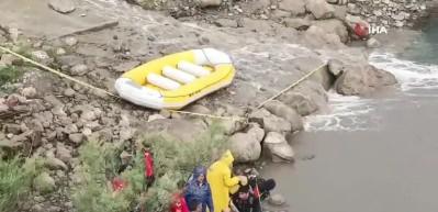 Bayramda acı haber gelmeye devam etti! 6'sı &ccedil;ocuk 8 kişi boğularak hayatını kaybetti...