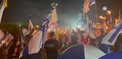 İsrail'de protestolar artıyor h&uuml;k&uuml;metin istifası isteniyor