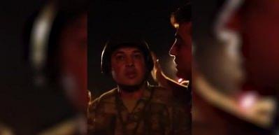 15 Temmuz'da tanktaki askerleri ikna eden &ouml;ğretmen Muhammed Irmak