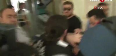 Adnan Oktar davasındaki firari iki h&uuml;k&uuml;ml&uuml; yakalandı