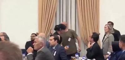 Mama lobisi başıboş k&ouml;pek sorunun &ccedil;&ouml;z&uuml;lmesinde b&uuml;y&uuml;k engel yaratıyor