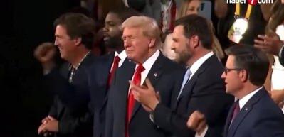 Trump, başkan yardımcısı adayını a&ccedil;ıkladı!