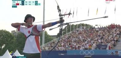 Millli ok&ccedil;umuz Mete Gazoz, adını son 16 turuna yazdırdı