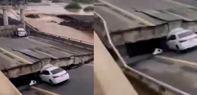 Suudi Arabistan sel felaketi: K&ouml;pr&uuml; &ccedil;&ouml;kt&uuml;, bir kişi hayatını kaybetti