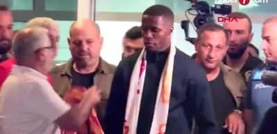 Galatasaray'da kadroya alınmayan Zaha i&ccedil;in transfer itirafı