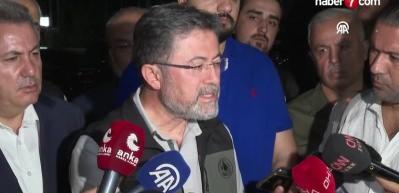Bakan Yumaklı: Gece g&ouml;r&uuml;şl&uuml; 3 helikopterimiz &ccedil;alıştı