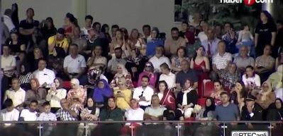 Başkan Erdoğan: "Hukukun dışına &ccedil;ıkanın g&ouml;z&uuml;n&uuml;n yaşına bakmayız"