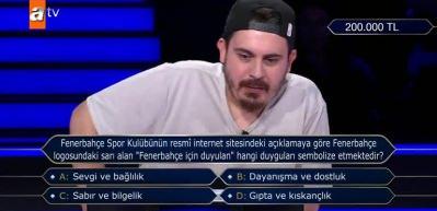 Milyoner'e damga vuran 200 bin TL'lik Fenerbah&ccedil;e sorusu! Cevap şaşkına &ccedil;evirdi