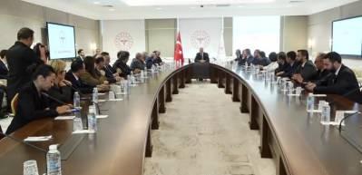 Sağlık Bakanı Memişoğlu medya mensuplarıyla bir araya geldi...