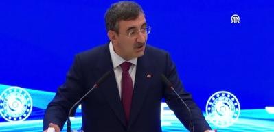 Cevdet Yılmaz enflasyon ve istihdamla ilgili &ouml;nemli a&ccedil;ıklamalarda bulundu