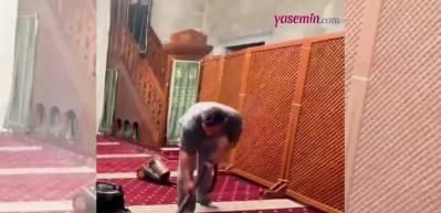 Mesut Özil Üsküdar'da cami temizlerken görüntülendi