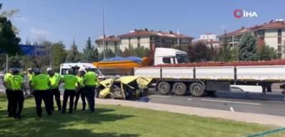 Tofaş ikiye bölündü: 1 ölü, 1'i ağır 3 yaralı