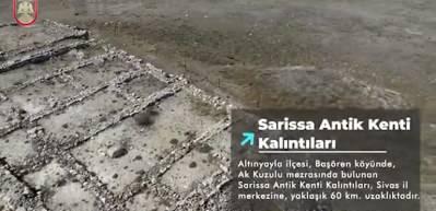 Sivas'ta binlerce yıllık g&ouml;l kurudu