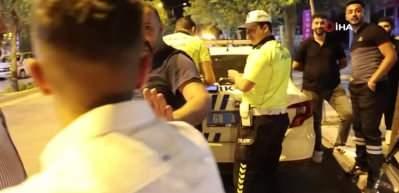 14 yaşında minib&uuml;s kullanırken polise yakalandı: S&ouml;zleri şoke etti