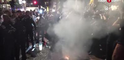 Neteyahu h&uuml;k&uuml;metinin ateşkes isteksizliğini on binlerce İsrailli protesto etti