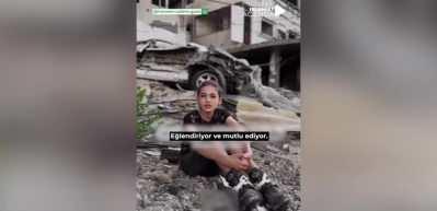 Kanlı paten... Gazze'de arkadaşlarıyla oynayan &ccedil;ocuğa İsrail bombası!