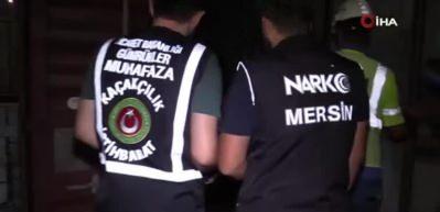 Yurt dışından &ccedil;alınan 14 l&uuml;ks otomobil Suriye ve Irak'a g&ouml;t&uuml;r&uuml;lecekti