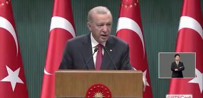 Cumhurbaşkanı Erdoğan: "850 yurdumuzda 989 bin yatak kapasitesine sahibiz"