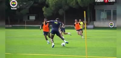 Fenerbah&ccedil;e'ye k&ouml;t&uuml; haber!  Osayi-Samuel Galatasaray derbisini ka&ccedil;ıracak