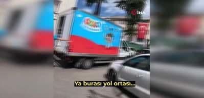 &Ccedil;ocuklarının bulunduğu arabanın camı kırılan baba deliye d&ouml;nd&uuml;...Park yeri kavgasında sizce kim haklı?