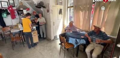 Ata mirası 118 yıllık &ccedil;ay ocağını 3 kuşak bir arada işletiyor