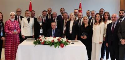 Cumhurbaşkanı Erdoğan'dan yeni g&uuml;&ccedil;l&uuml; anayasa vurgusu geldi! İ&ccedil; cephe hedeflerimiz, bizim Kızıl Elmamızdır, dedi