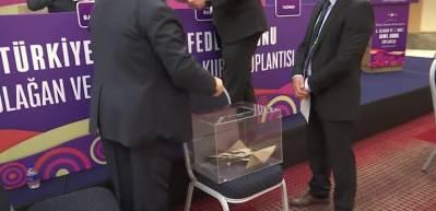 Ok&ccedil;uluk Federasyonunda Abdullah Topaloğlu yeniden başkan se&ccedil;ildi