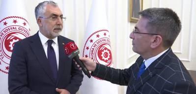 Bakan Işıkhan: Engellilerimizin &ouml;n&uuml;ndeki bariyerleri yıka yıka geliyoruz!