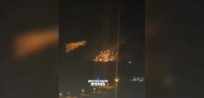 İsrail, L&uuml;bnan'ı fosfor bombasıyla vuruyor