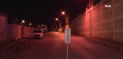 İstanbul'da polisimize silahlı saldırı! İ&ccedil;işleri Bakanı a&ccedil;ıklama yaptı