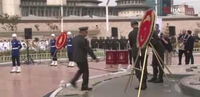 İstanbul’un kurtuluşunun 101. yıl dönümü Taksim’de kutlandı