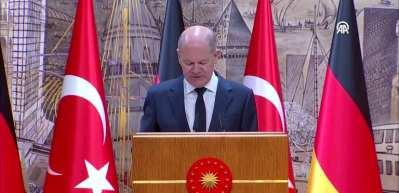 Alman basını T&uuml;rkiye ile Almanya'nın yeni bir başlangı&ccedil; yaptıklarını belirtti
