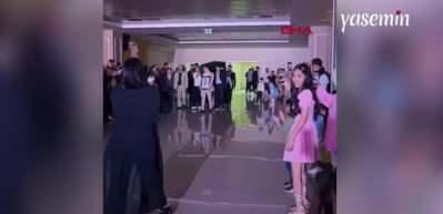 Düğünde damadın arkadaşlarından ilginç tabut şakası! "Acı kaybımız"